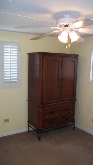 Lowe's City Mobile Home Community5200 28th St N 317Saint Petersburg, FL 33714