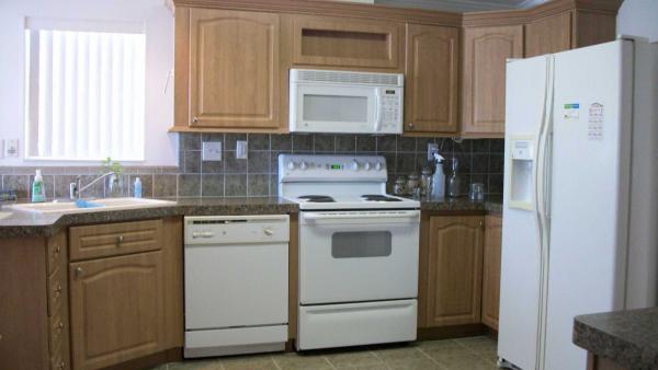 Lowe's City Mobile Home Community5200 28th St N 348Saint Petersburg, FL 33714