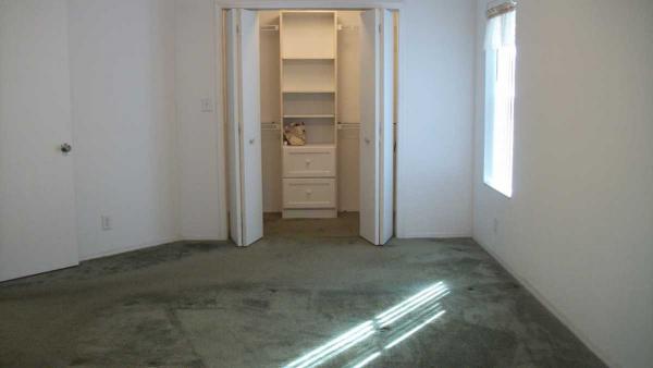 Lowe's City Mobile Home Community5200 28th St N 348Saint Petersburg, FL 33714