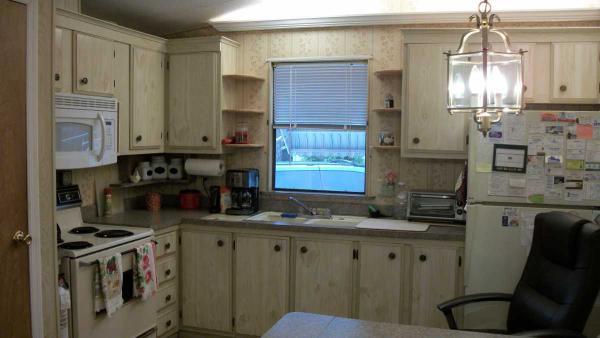 Lowe's City Mobile Home Community5200 28th St N 658Saint Petersburg, FL 33714