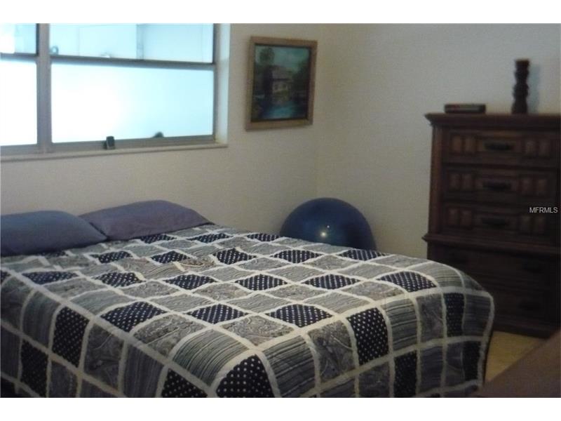 5945 21ST STREET N, St Petersburg, FL 33714