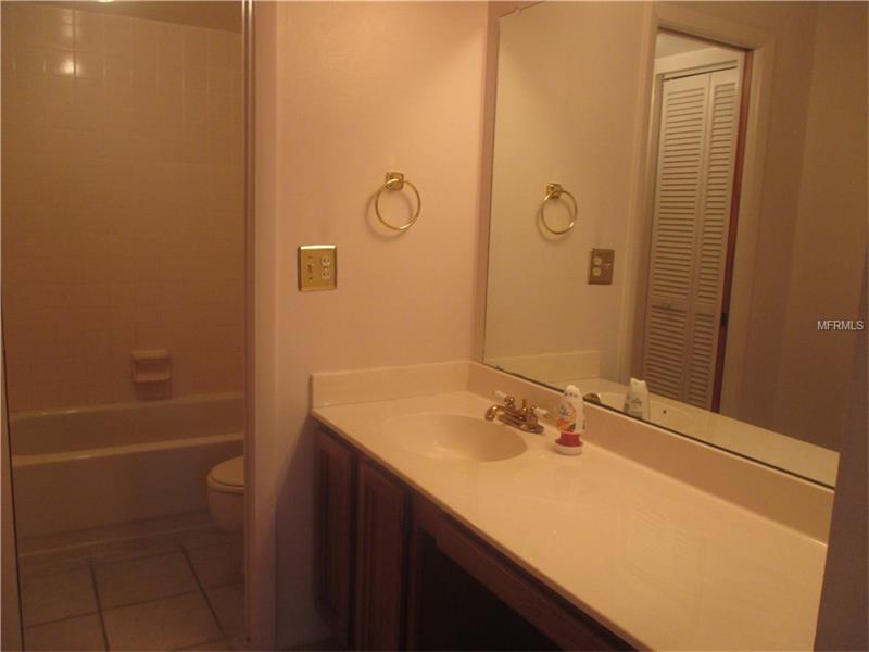 5943 CALAIS BOULEVARD N, St Petersburg, FL 33714