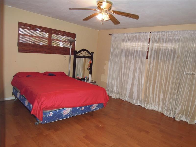 4591 54TH AVENUE N, St Petersburg, FL 33714