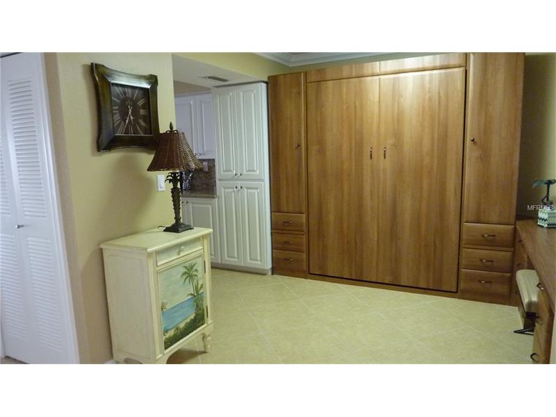 6105 BAHIA DEL MAR CIRCLE, ST. Petersburg, FL 33715