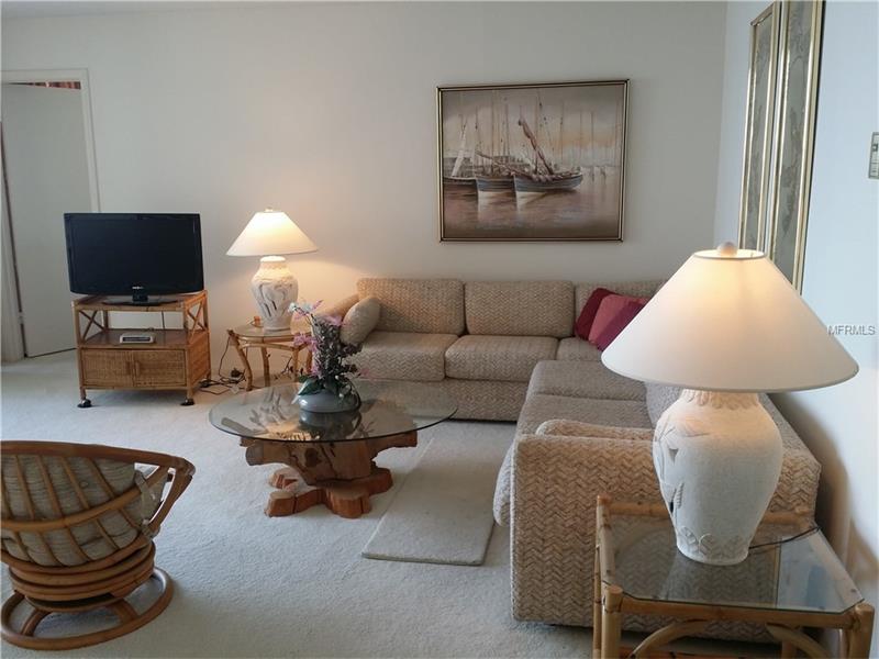 5729 LA PUERTA DEL SOL BOULEVARD S, St Petersburg, FL 33715