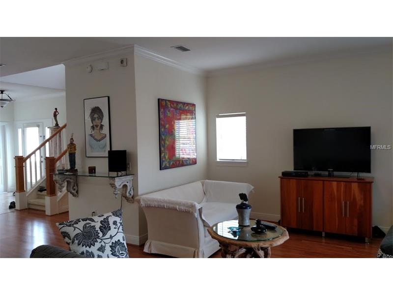 288 VALENCIA CIRCLE, St Petersburg, FL 33716