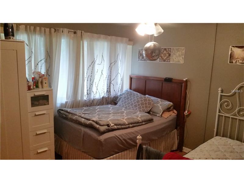 850 VILLAGE LAKE TERRACE N, St Petersburg, FL 33716