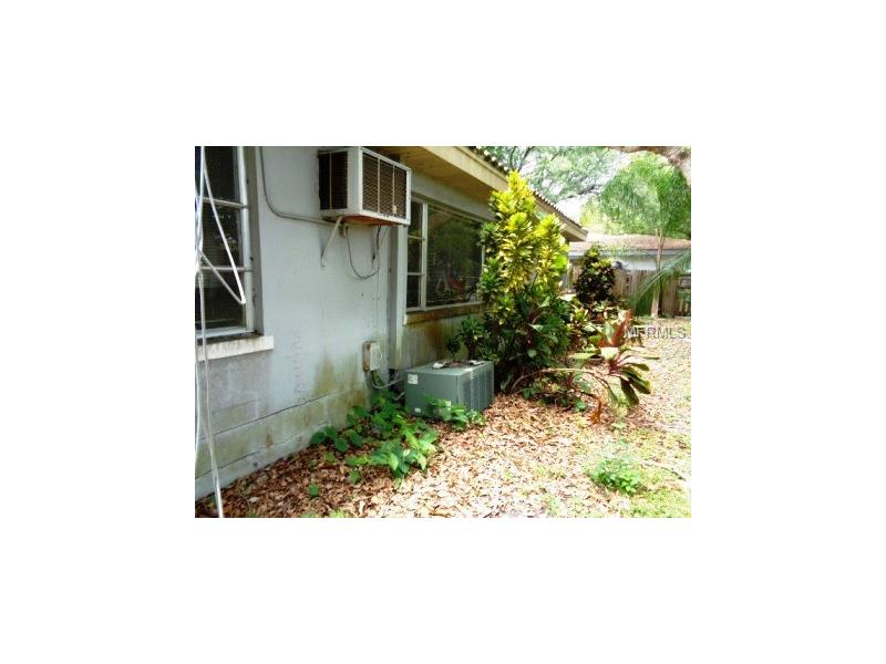 1458 OVERLEA STREET, Clearwater, FL 33755