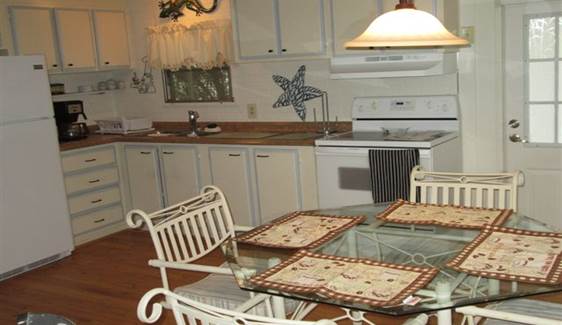 Riviera Estates29141 US Hwy 19 N., #045Clearwater, FL 33761