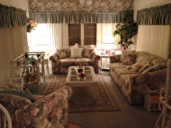 Blue Horizon Mobile Home Park 5145 E. Bay Dr #129Clearwater, FL 33764