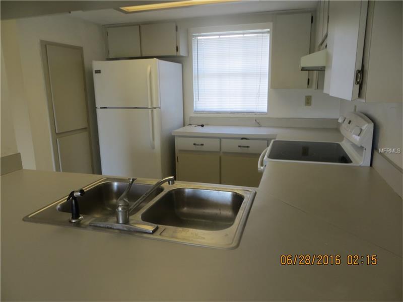 1524 CHATEAUX DE VILLE COURT, Clearwater, FL 33764