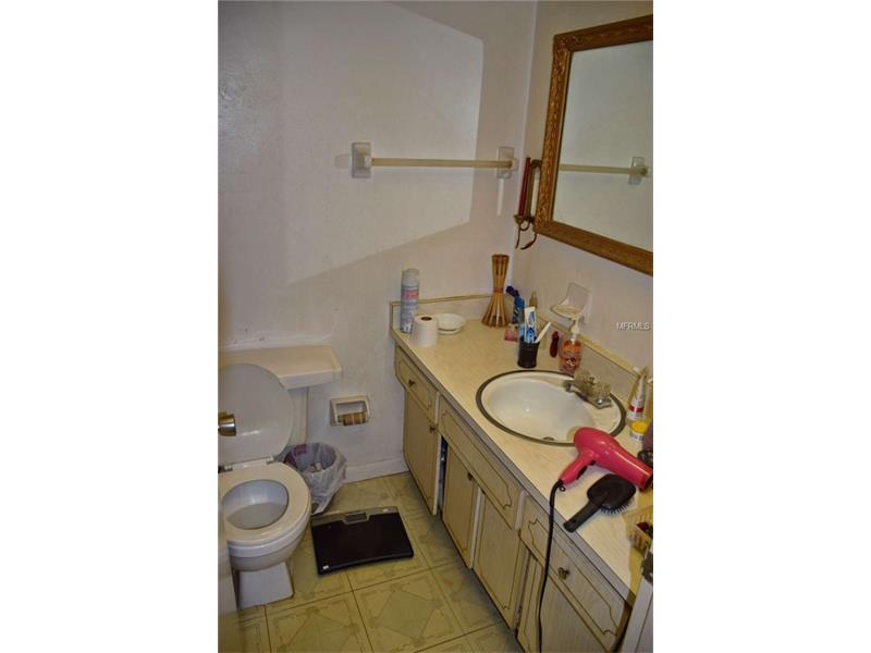 2566 HARN BOULEVARD, Clearwater, FL 33764