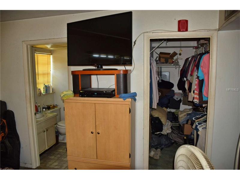2566 HARN BOULEVARD, Clearwater, FL 33764