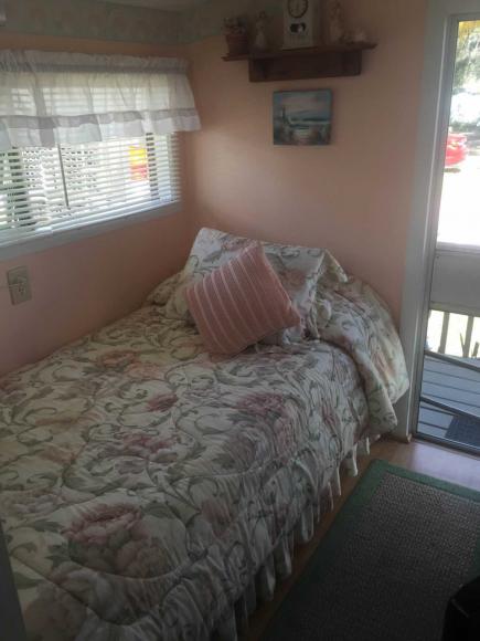 Avalon 16860 US 19 N, lot 264Clearwater, FL 33764