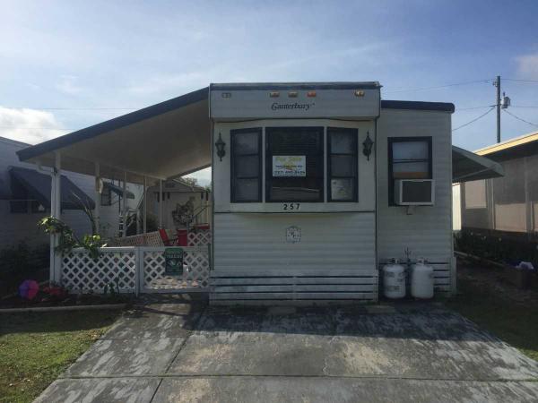 Avalon 16860 US 19 N, lot 257Clearwater, FL 33764