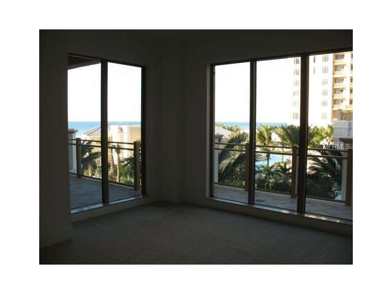 Clearwater Beach, FL 33767