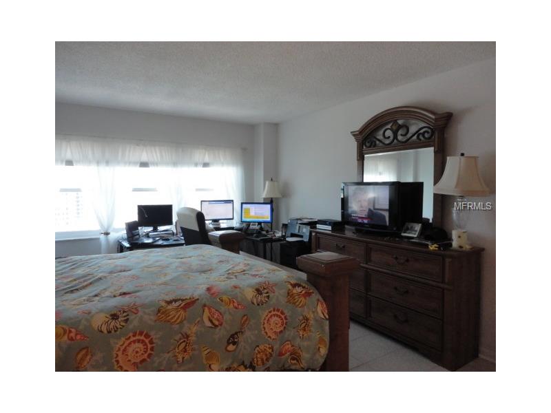 1621 GULF BOULEVARD, Clearwater Beach, FL 33767