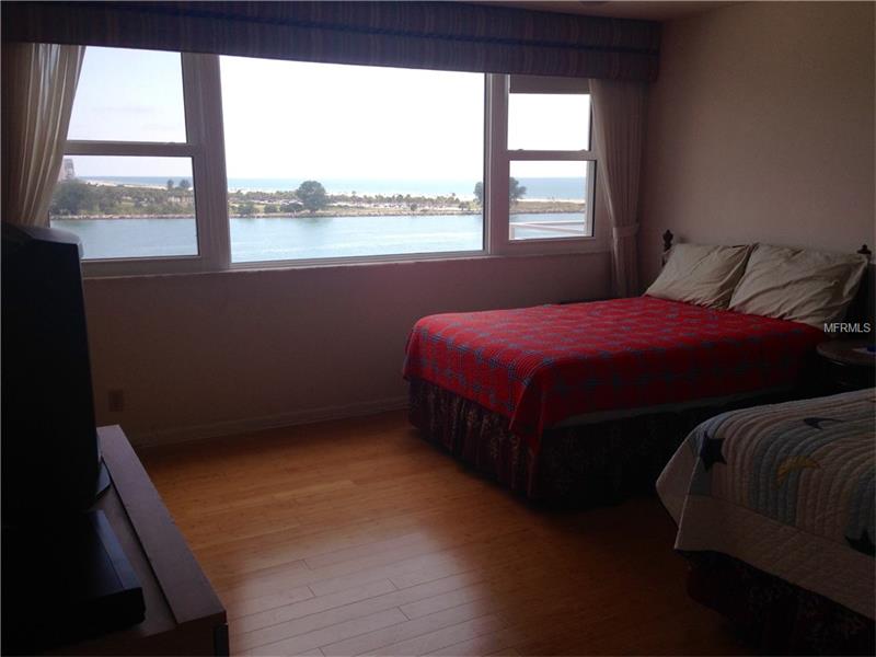 675 S GULFVIEW BOULEVARD, Clearwater Beach, FL 33767