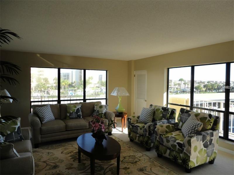 1621 GULF BOULEVARD, Clearwater Beach, FL 33767