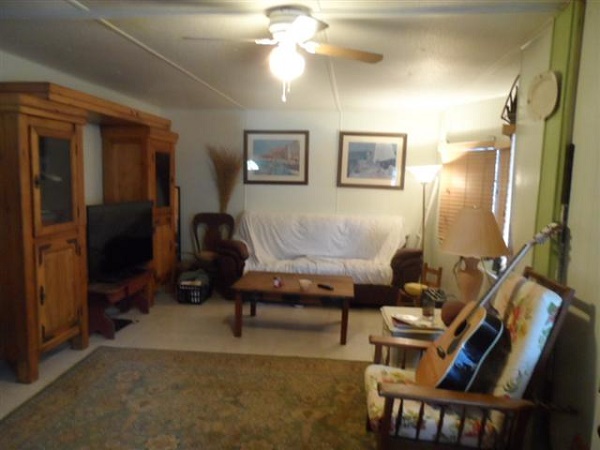 Oak Crest Mobile Home Park9925 Ulmerton Rd., #101Largo, FL 33771