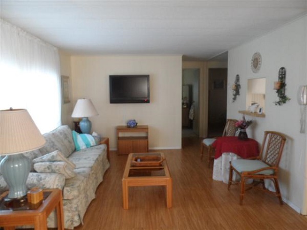 Oak Crest Mobile Home Park9925 Ulmerton Rd., #491Largo, FL 33771