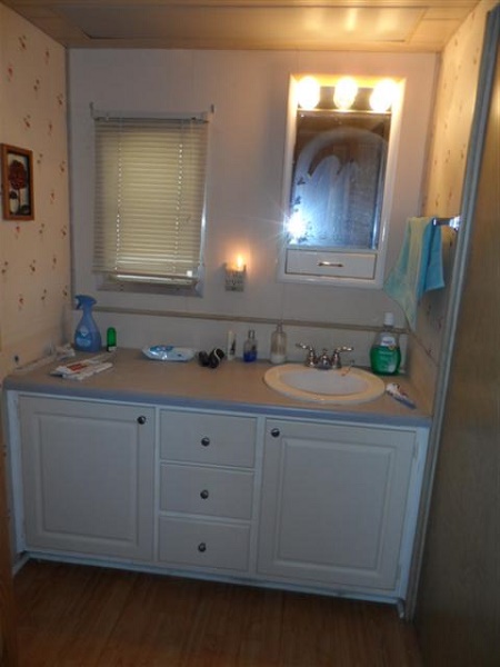 Oak Crest Mobile Home Park9925 Ulmerton Rd., #41Largo, FL 33771
