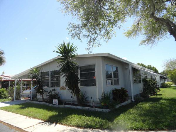 East Bay Oaks601 Starkey Road, #201Largo, FL 33771