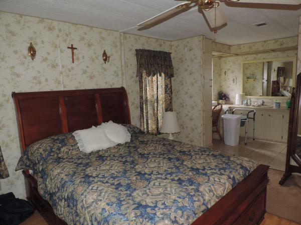 Lincolnshire Mobile Estates1071 Donegan Rd Lot 1533Largo, FL 33771