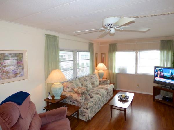 Lincolnshire Mobile Estates1071 Donegan, Lot 755Largo, FL 33771