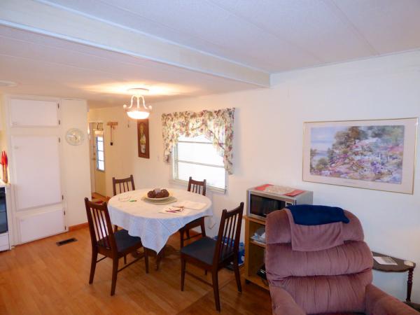 Lincolnshire Mobile Estates1071 Donegan, Lot 755Largo, FL 33771