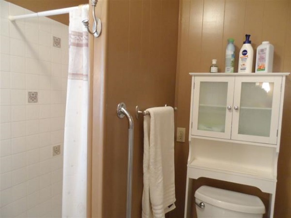 Oak Crest Mobile Home Park9925 Ulmerton Rd., #19Largo, FL 33771