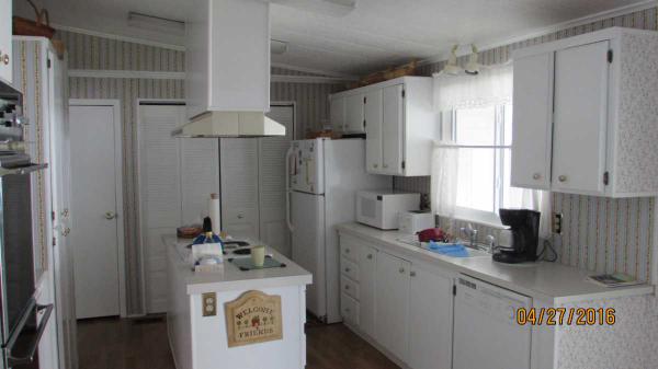 Lincolnshire MHE1071 Donegan Road, Lot 1037Largo, FL 33771