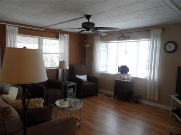 Oak Crest Mobile Home Park9925 Ulmerton Rd., #378Largo, FL 33771