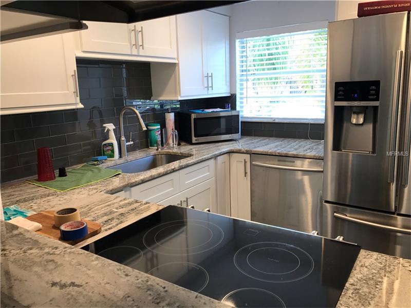 9209 SEMINOLE BOULEVARD, Seminole, FL 33772