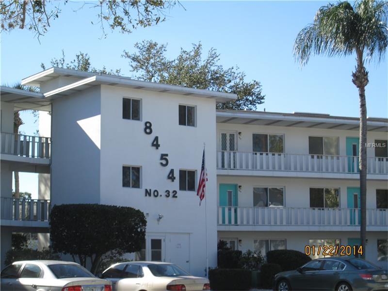 8454 111TH STREET, Seminole, FL 33772
