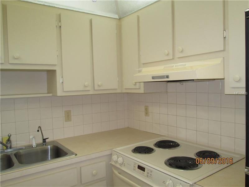 8454 111TH STREET, Seminole, FL 33772