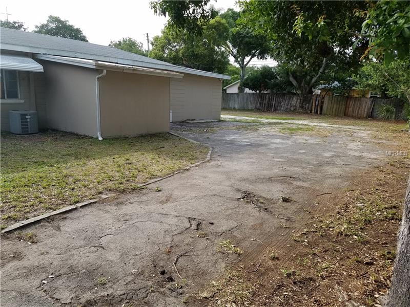 10883 70TH AVENUE, Seminole, FL 33772