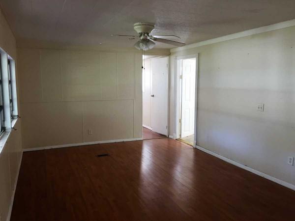 Oak Crest Mobile Home Park9925 Ulmerton RdLargo, FL 33773
