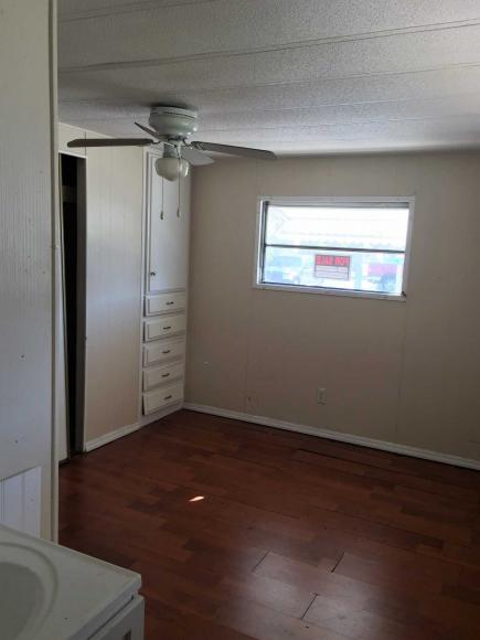Oak Crest Mobile Home Park9925 Ulmerton RdLargo, FL 33773
