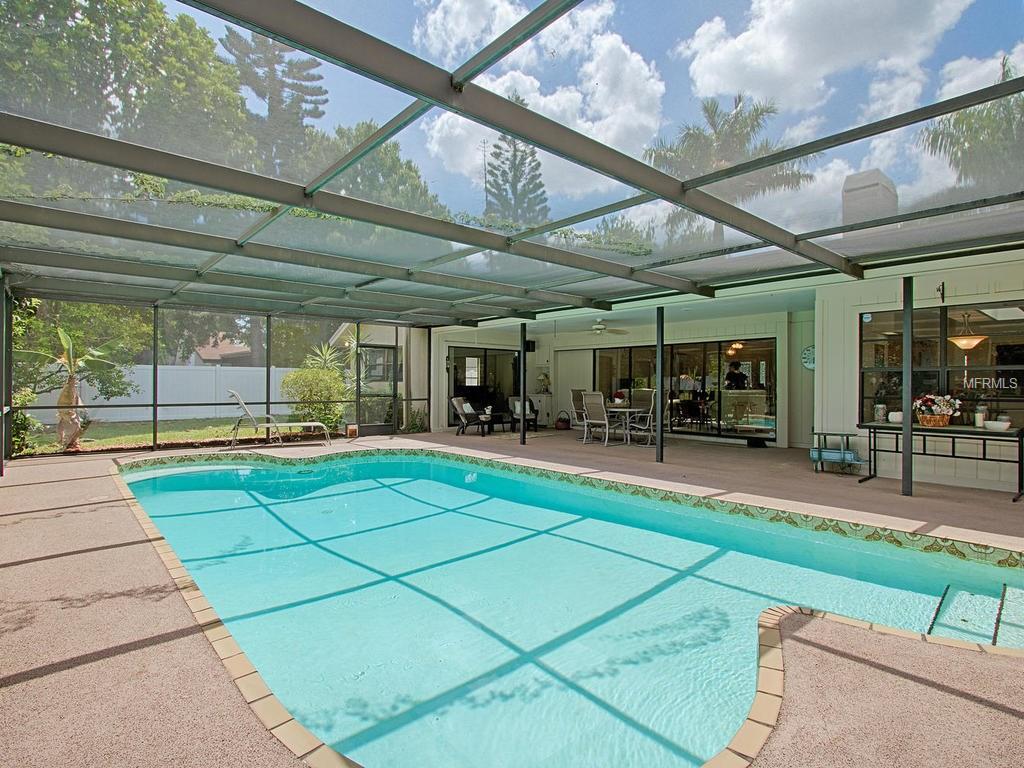 8681 Longwood Dr, Largo, United States 33777