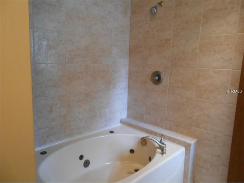 9056 109TH AVENUE, Seminole, FL 33777