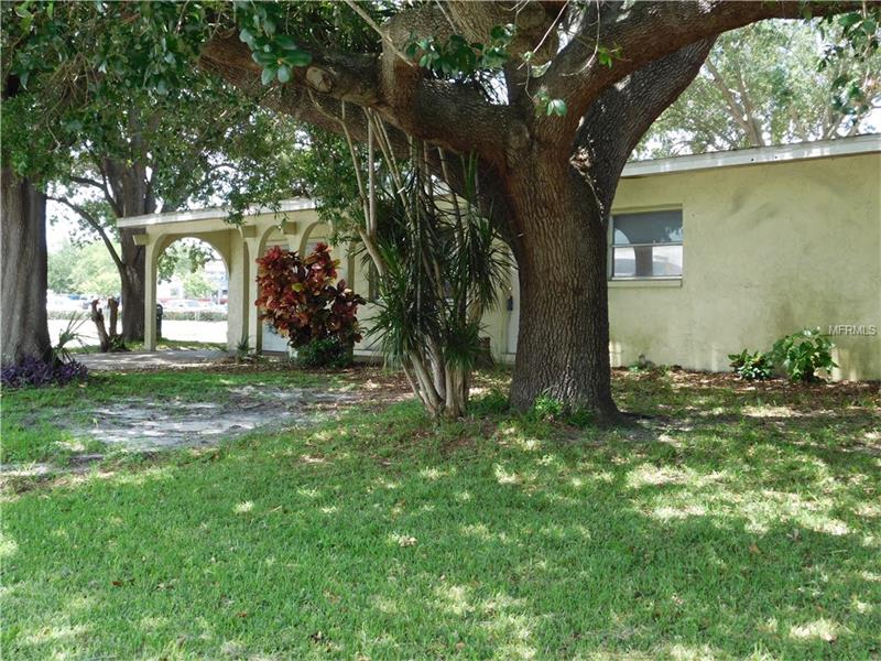 8479 74TH AVENUE N, Seminole, FL 33777