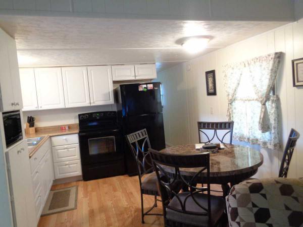 Lake Bon Bon Mobile Home Park6190 62 AVE N # 37Pinellas Park, FL 33781