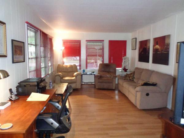 Lake Bon Bon Mobile Home Park6190 62 Ave N #09Pinellas Park, FL 33781