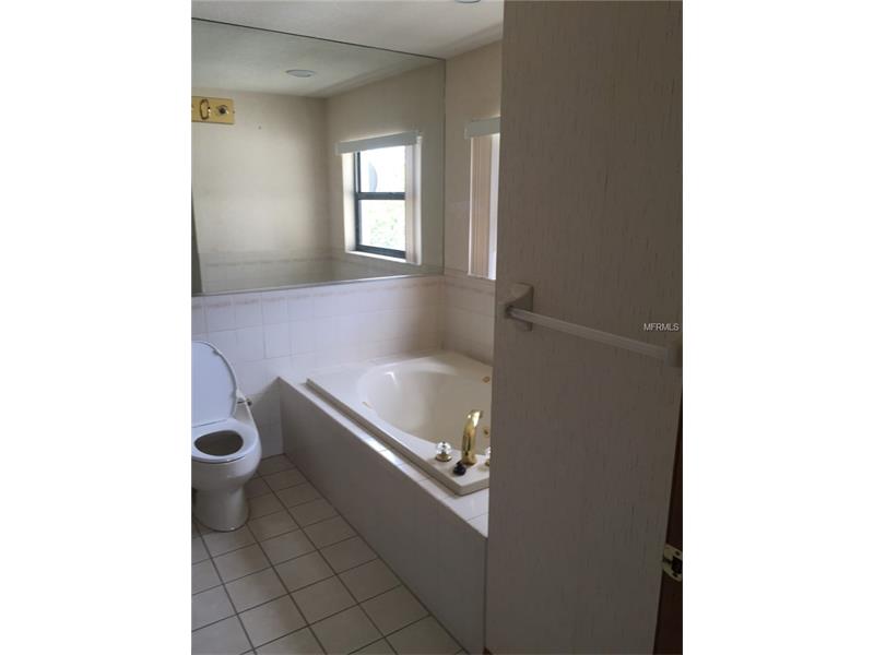5650 PARK BOULEVARD N, Pinellas Park, FL 33781