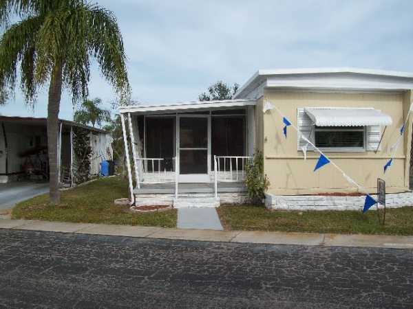 Crystal Lake93102 5th StPinellas Park, FL 33782