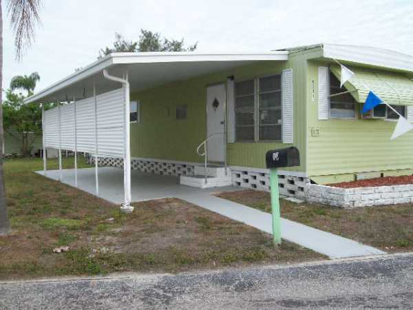 Crystal Lake93170 3rd StPinellas Park, FL 33782