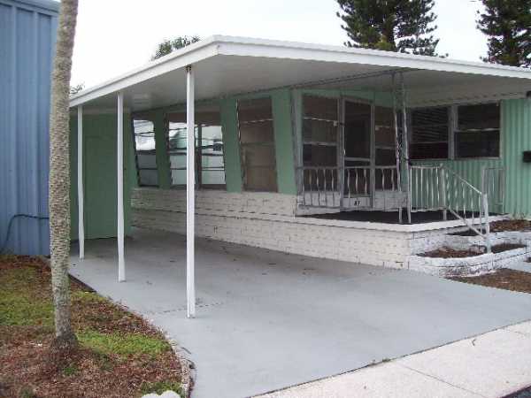 Crystal Lake93087 6th StreetPinellas Park, FL 33782