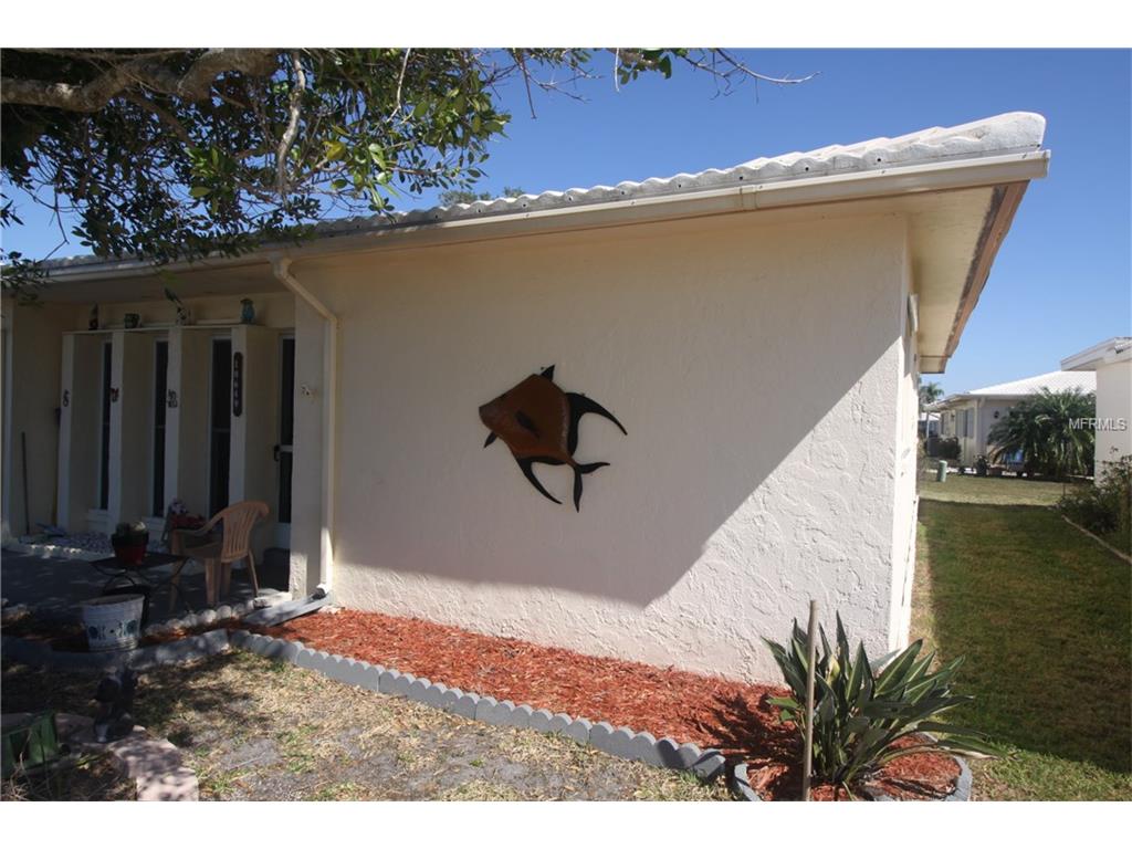 10649 Sandalwood Ct N, Pinellas Park, FL 33782