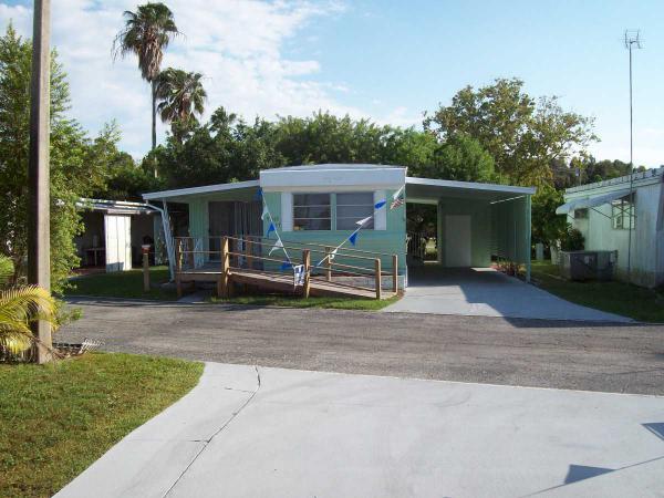 Crystal Lake93149 4th StPinellas Park, FL 33782